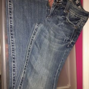 Boot cut jeans with Silver gemstones 👖✨